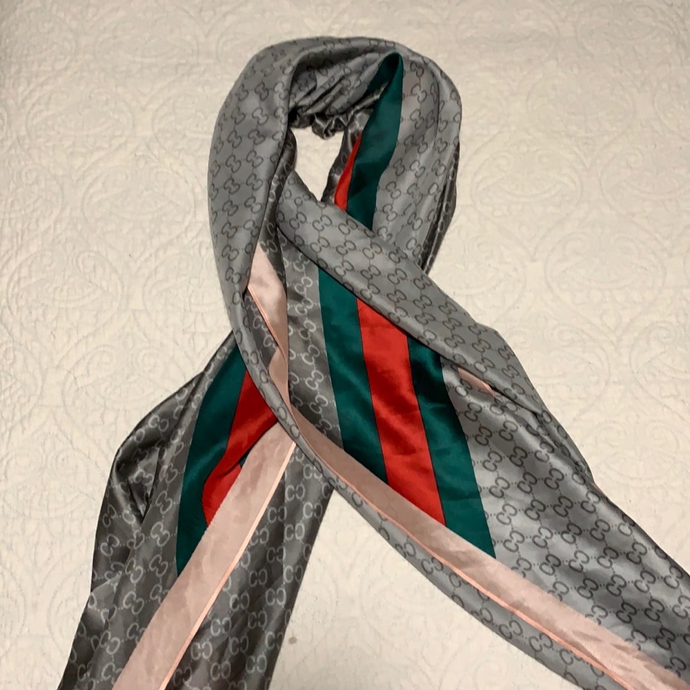 Scarf